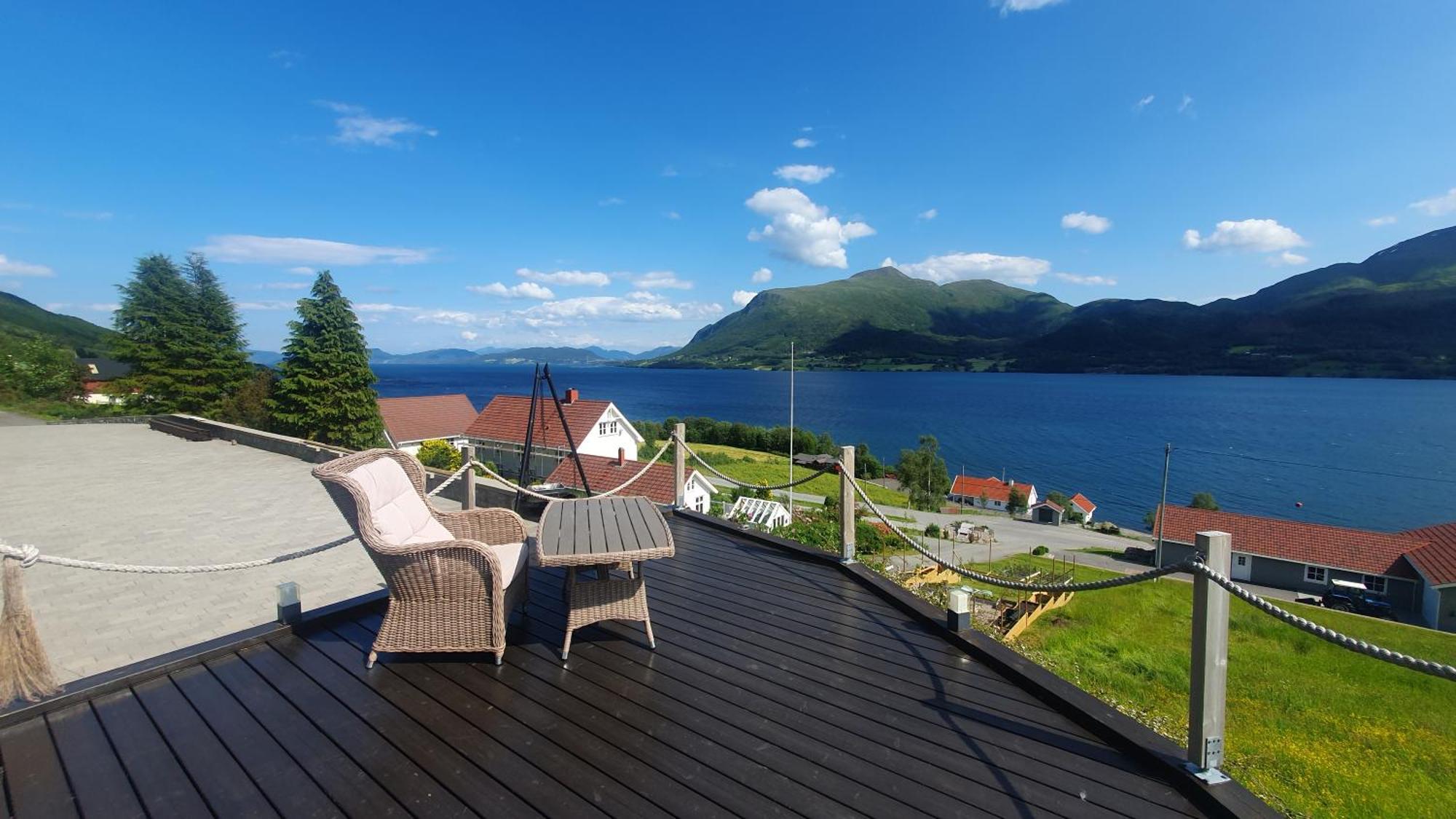 Kvernesfjorden Apartments Steinsgrenda Exteriör bild